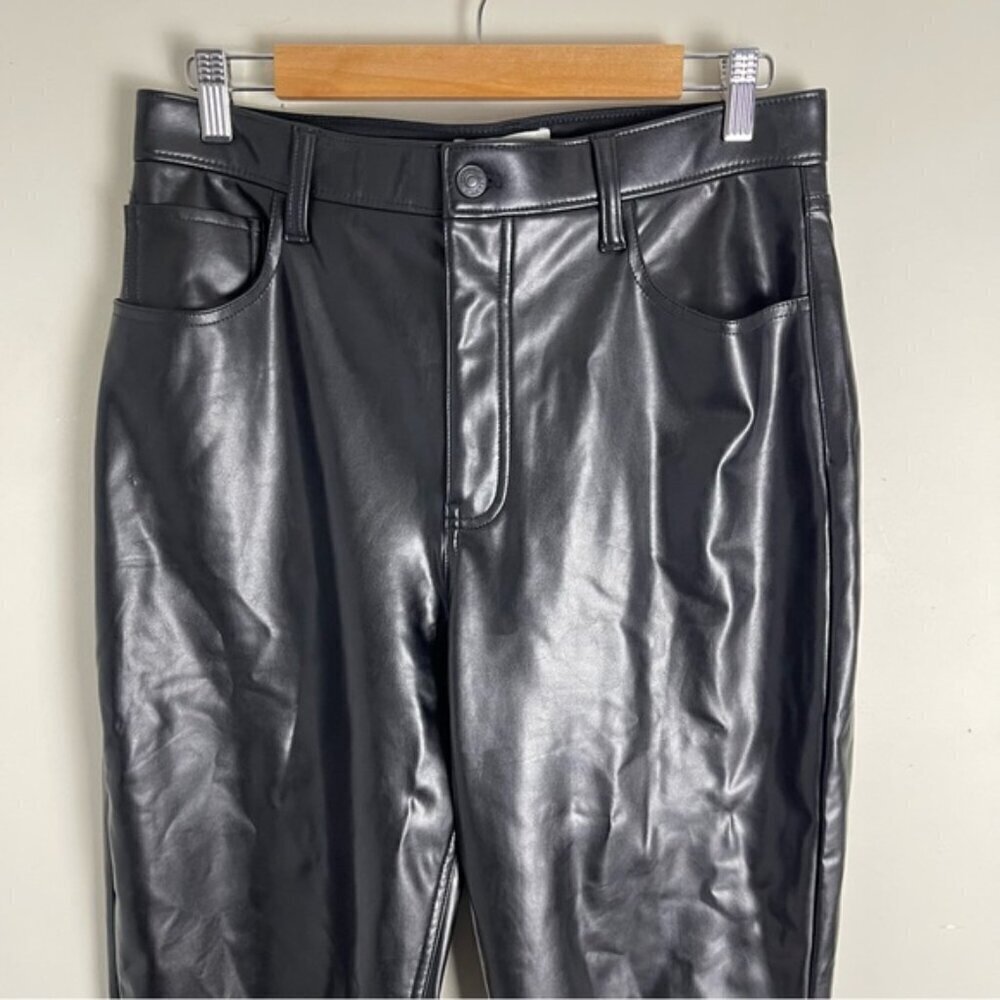 Abercrombie & Fitch Curve Love Vegan Leather 90s Straight Pant size 31 Short BK - Picture 8 of 16